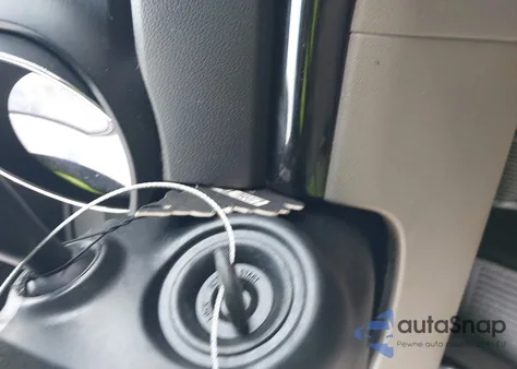 2016 Kia Sedona Lx z USA, uszkodzony, nr VIN KNDMB5C14G6086000